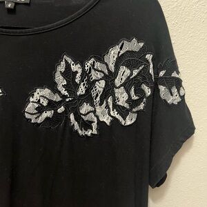 Leo & Ugo Black Detailed S/S Tee